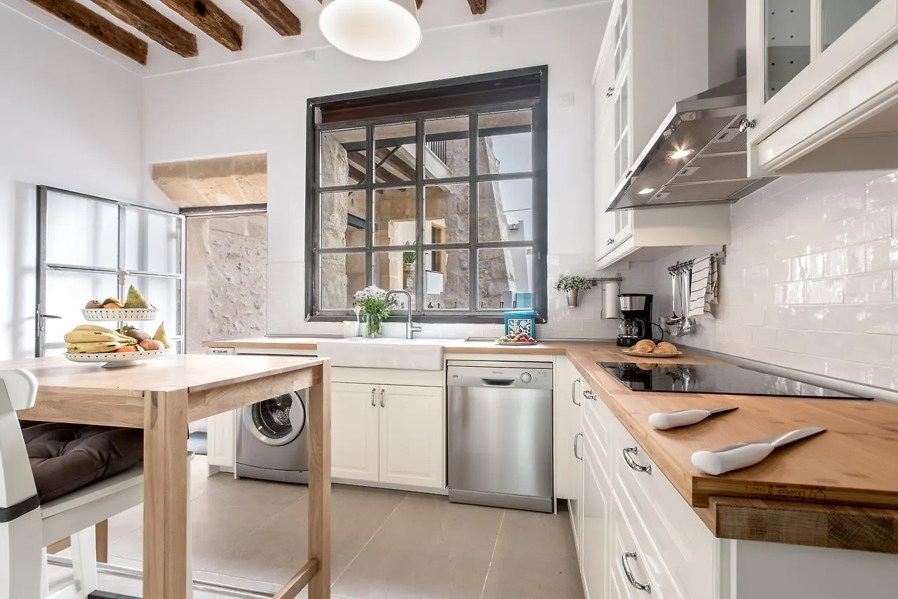 Townhouse Can Butxaca By Homevillas360 Pollensa