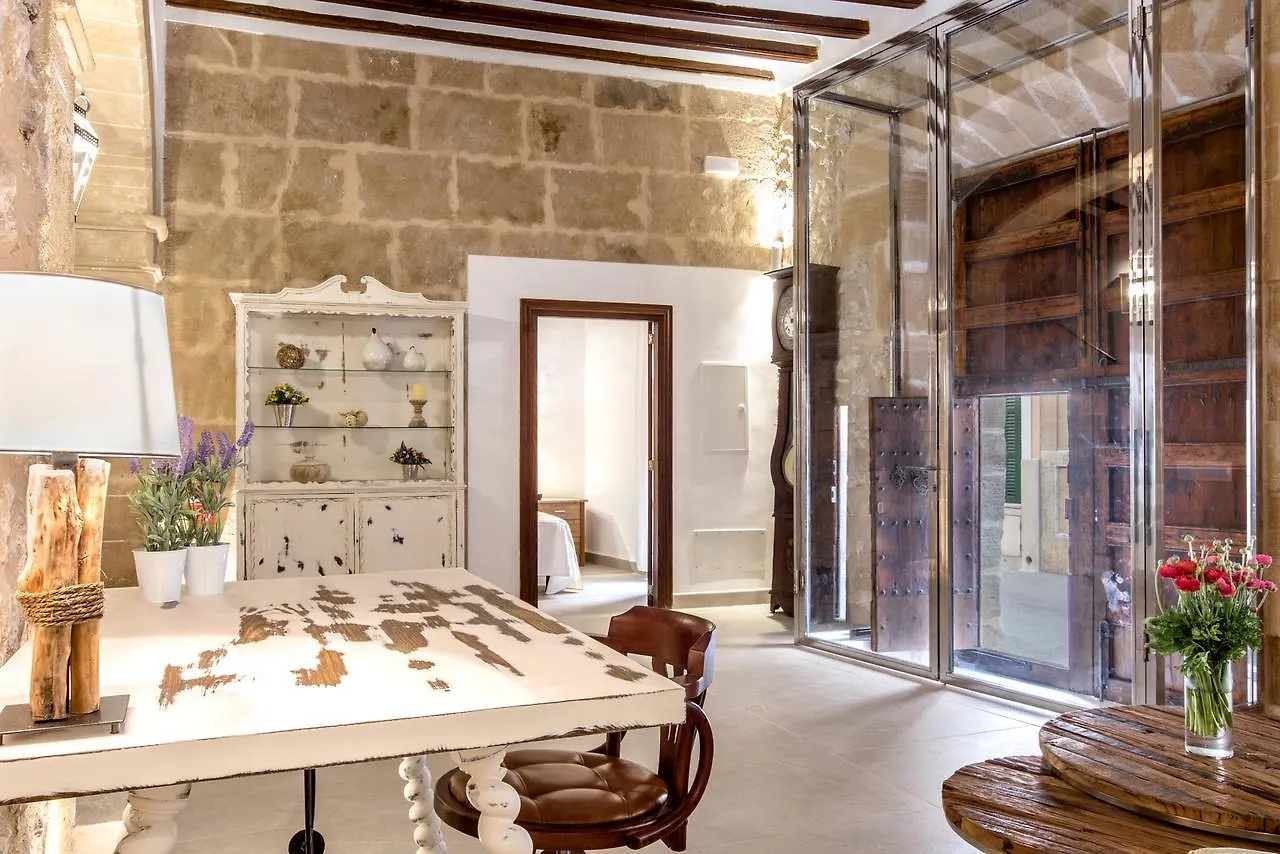 Townhouse Can Butxaca By Homevillas360 Pollensa