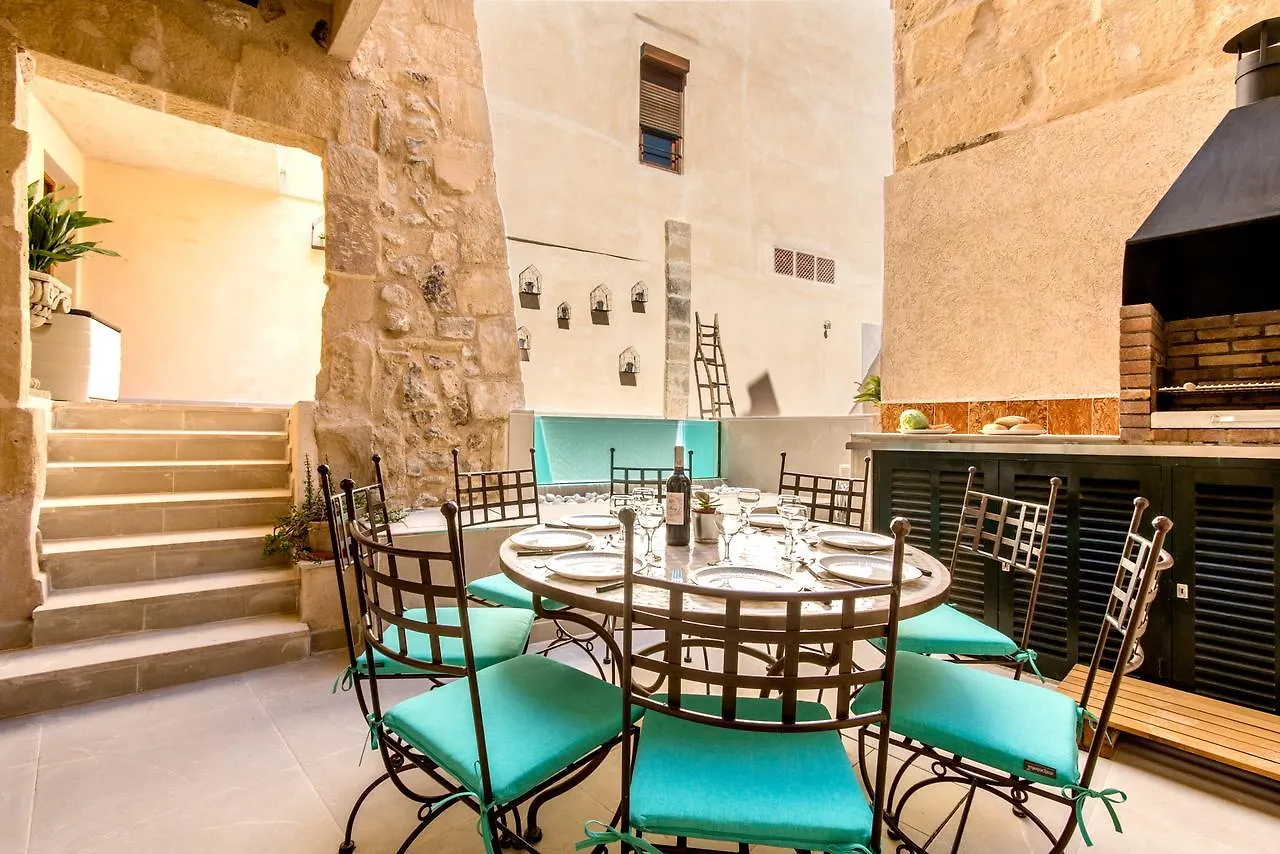 Townhouse Can Butxaca By Homevillas360 Pollensa